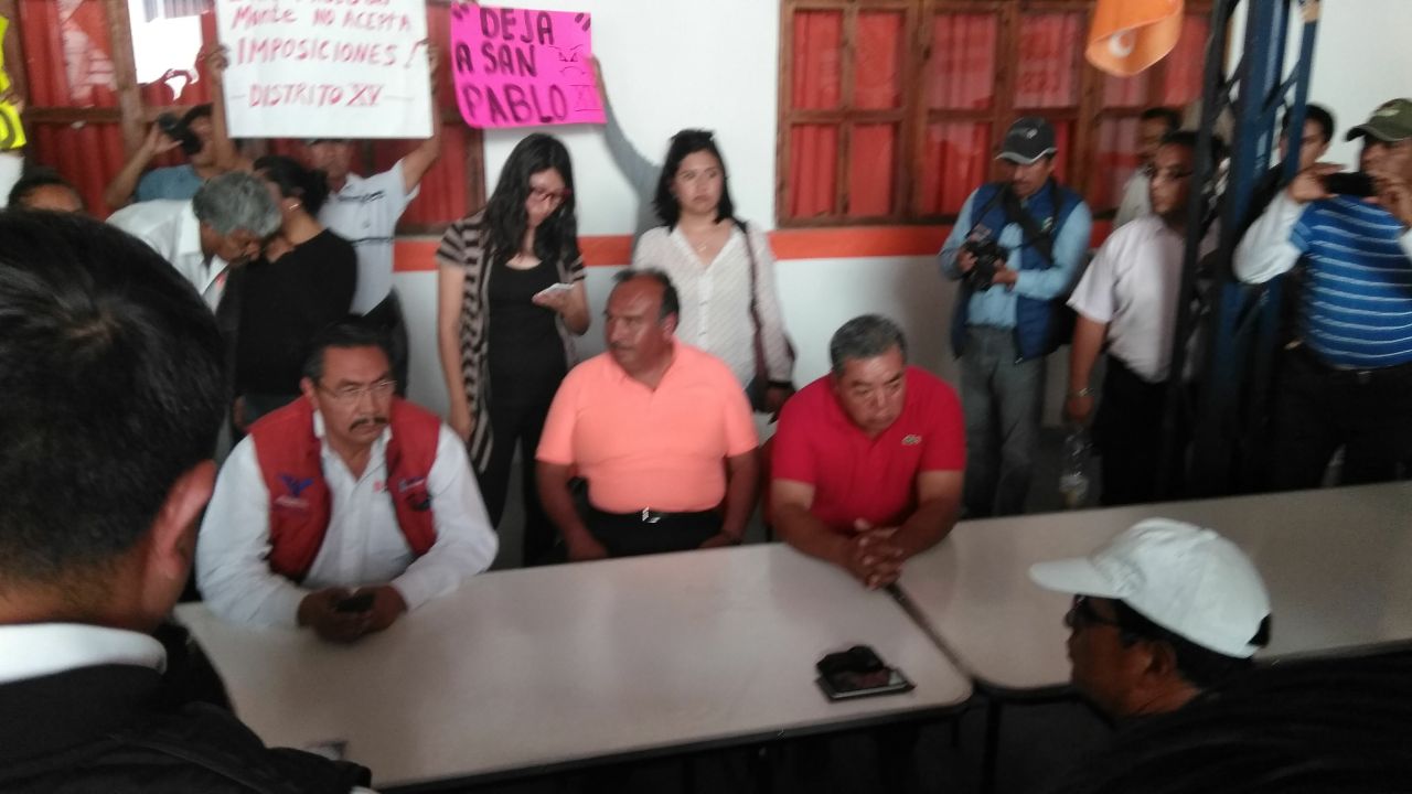 Irrumpen militantes en el partido Movimiento Ciudadano de Tlaxcala